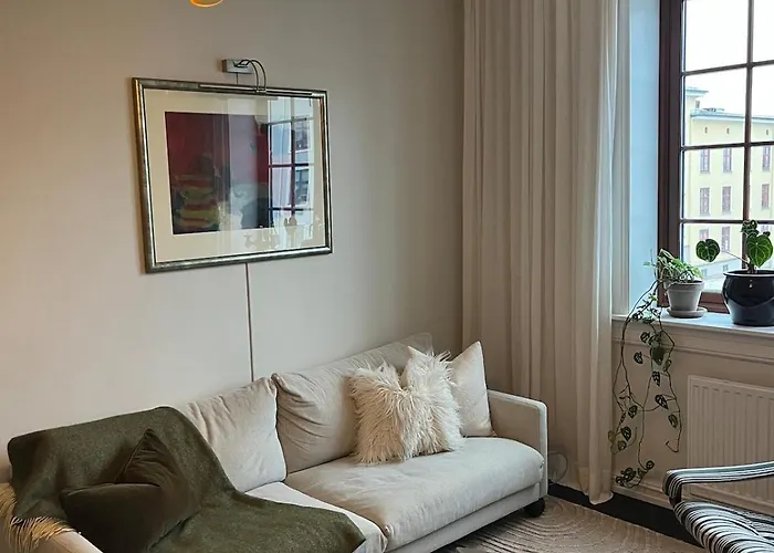 Newly Renovated - 15 Min From Center Lägenhet *