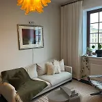 Newly Renovated - 15 Min From Center Daire *