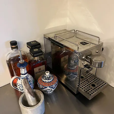 Newly Renovated - 15 Min From Center Apartamento